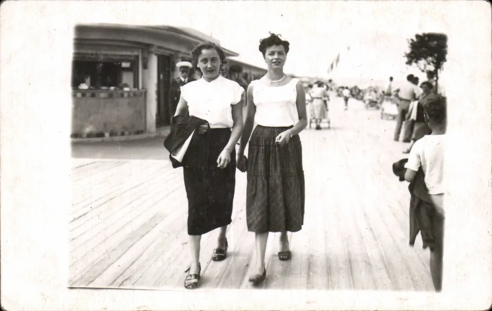 Deauville — Deauville — Photo, 54, R. Oberkampf-11 - Vorderseite