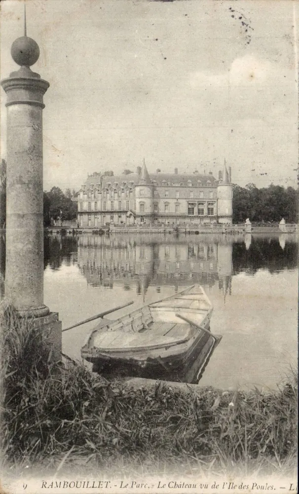 Rambouillet - Der Park - Das Schloss von der Insel der Hühner aus gesehen - Vorderseite
