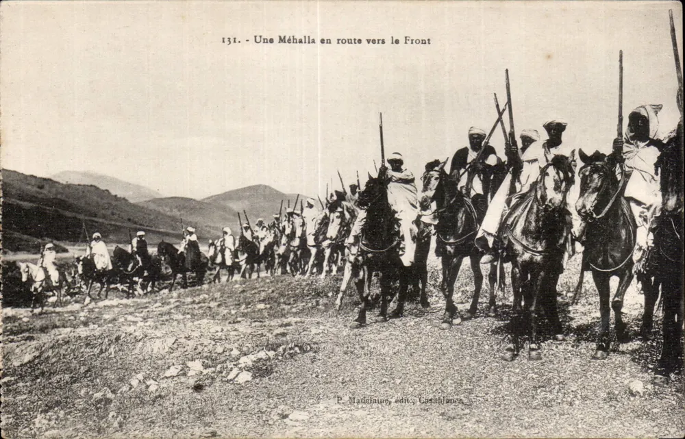 Eine Mehalla unterwegs zum Front — P. Madolaure, Verlag, Casablanca, Nr. 131 - Vorderseite