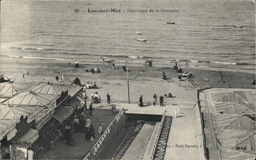 Luc-sur-Mer — Panorama van de Afdaling — Naar het « Petit Paradis » — Uitgever: Belux - Voorkant