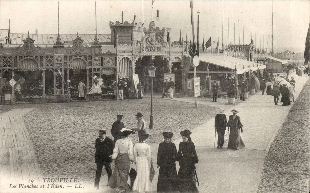 As Placas e o Eden — Trouville — LL. n°19 - Frente