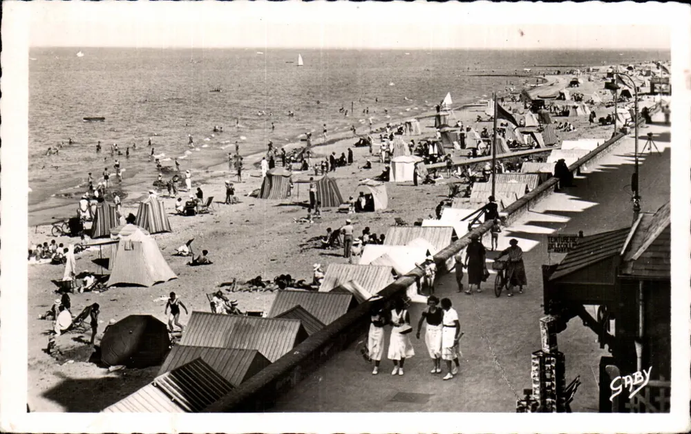 Saint-Aubin-sur-Mer — A Praia e a Digue — Éditions Caby - Frente