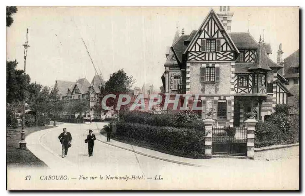 Cabourg — Vista sobre o Hotel Normandy — LL. n°17 - Frente