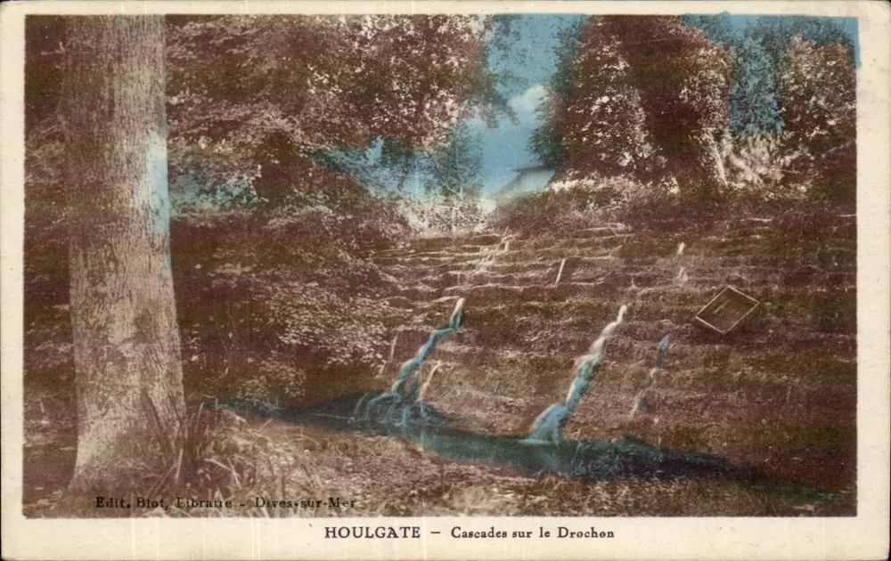 Houlgate — Cachoeiras no Drochon — Edit. Biot, Livreiro - Dives-sur-Mer - Frente