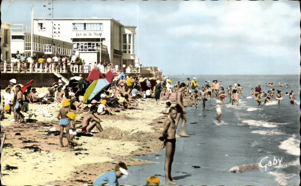 Luc-sur-Mer — La spiaggia e il casinò — Edizioni Gaby - Recto