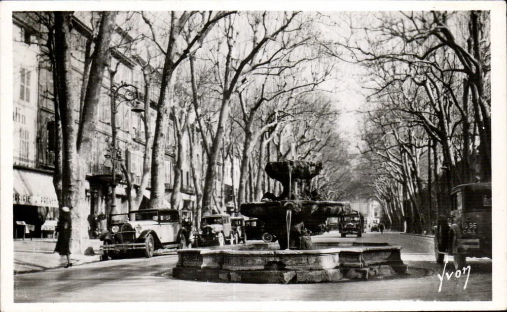 Aix-en-Provence — Fonte de água quente — Edições d'Art - Frente