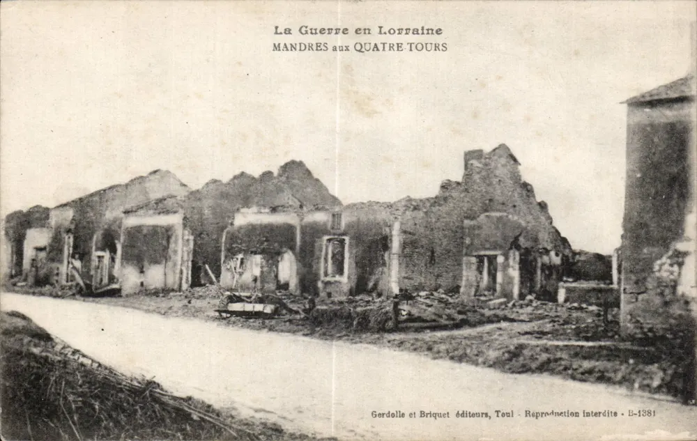 Mandres aux Quatre Tours — Ruinen nach dem Krieg — Verlag Gerdolle et Briquet, Toul - B-1381 - Vorderseite
