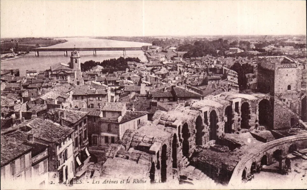 Arles — Les Arènes e o Rio Rhône — L.L. n°2 - Frente
