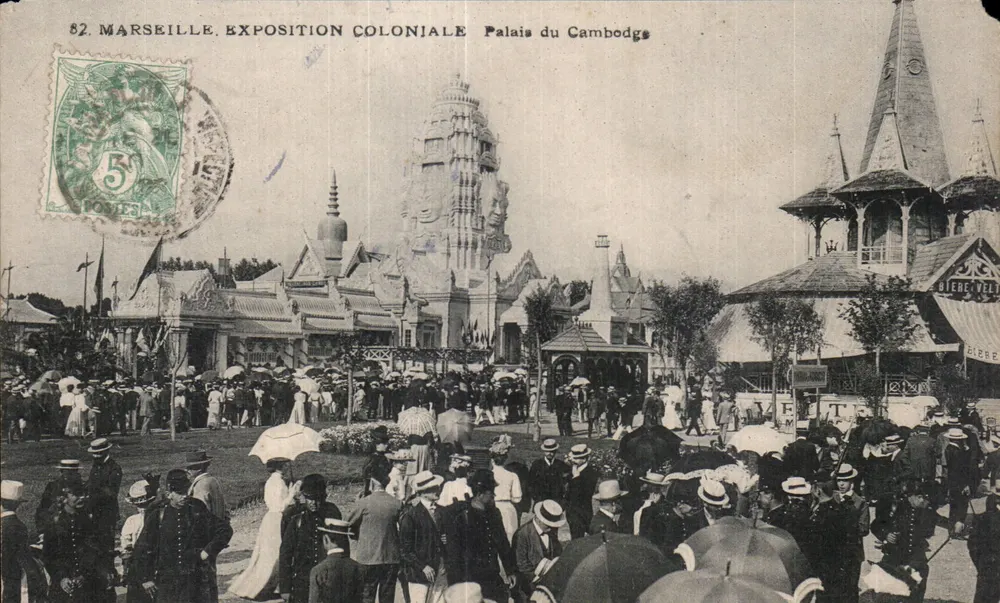 Marseille. Exposição Colonial — Palácio do Camboja — n°82 - Frente