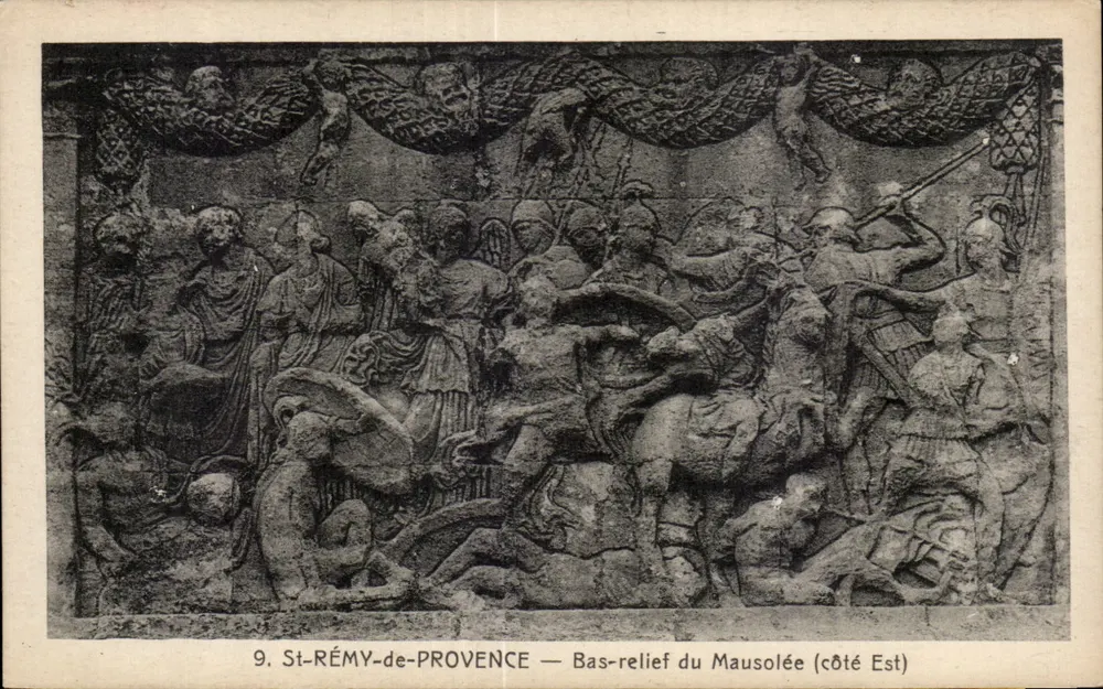 St-RÉMY-de-PROVENCE — Bas-relief do Mausoléu (lado Leste) - Frente