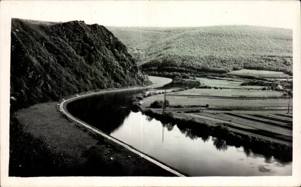 Joigny-sur-Meuse — Les Grands Ovès - Frente