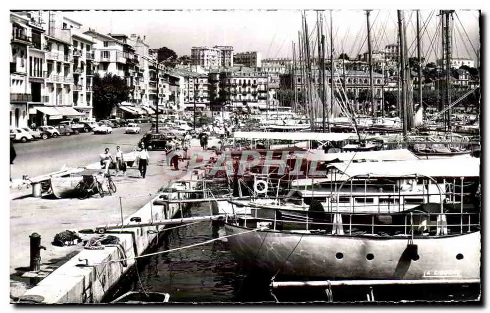 Cannes - Der Hafen — Ansicht des Saint-Pierre-Ufers mit Yachten — Éditions La Cigogne - Vorderseite
