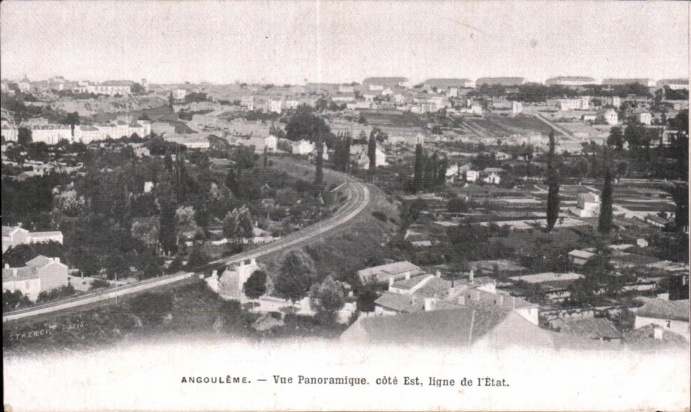 Angoulême — Vista panorâmica do lado Leste, linha do Estado — Stafreck, Paris - Frente