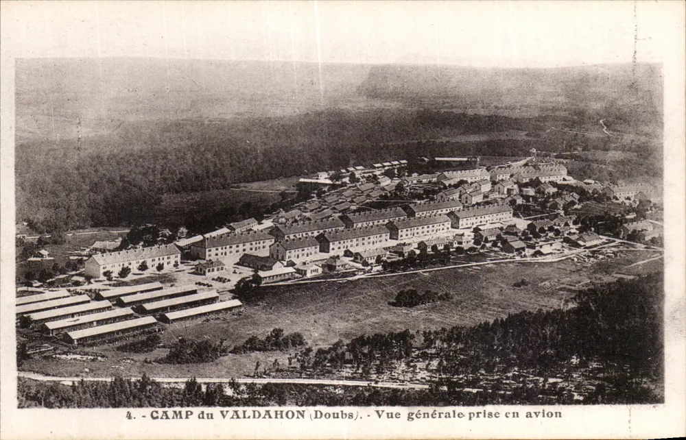 Lager Valdahon (Doubs) — Allgemeiner Überblick aus der Luft — Éditions C. L. B. Besançon - Vorderseite