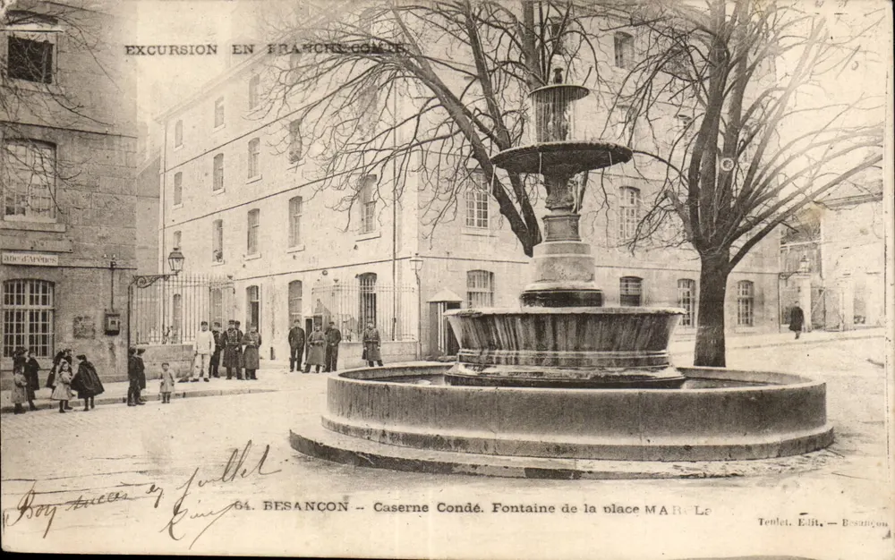 Besançon — Kasernen Condé. Fontaine der Place Marie Le Teulet. Edit. Besançon - Vorderseite