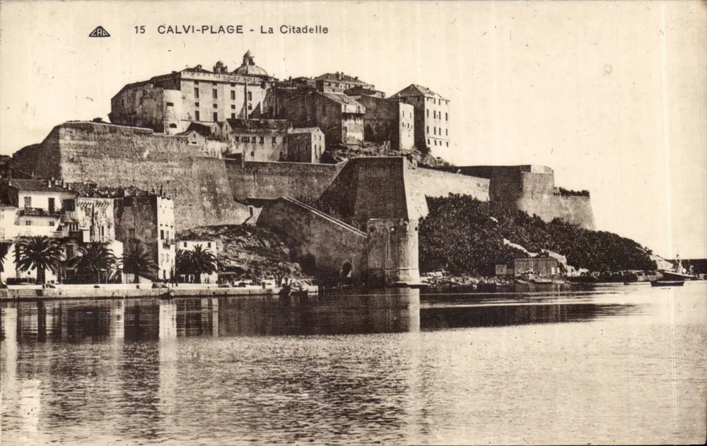 Calvi-Plage - La Citadelle — Antike Ansichtskarte n°15, Verlag A.P.A. - Vorderseite
