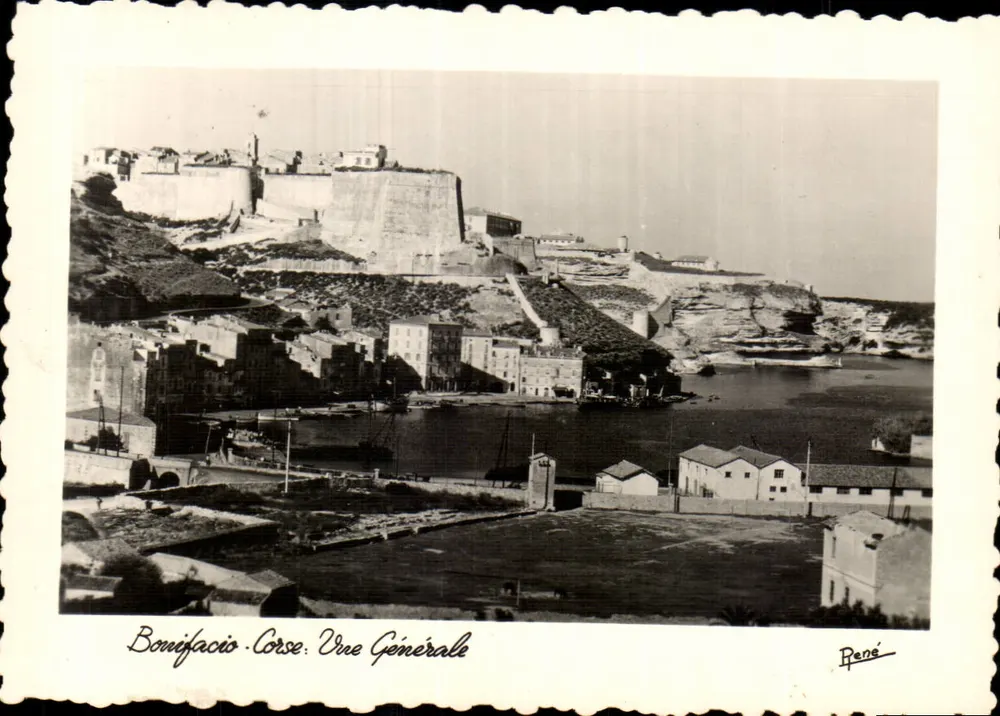 Bovifacios - Córsega: Vista Geral — René - Frente