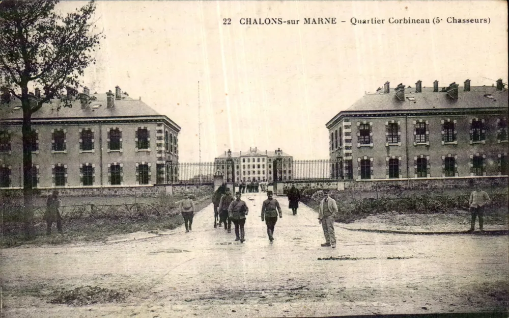 Chalons-sur-Marne — Viertel Corbineau (5. Leichtinfanterie) — J. Bourgogne, Château-Thierry - Vorderseite
