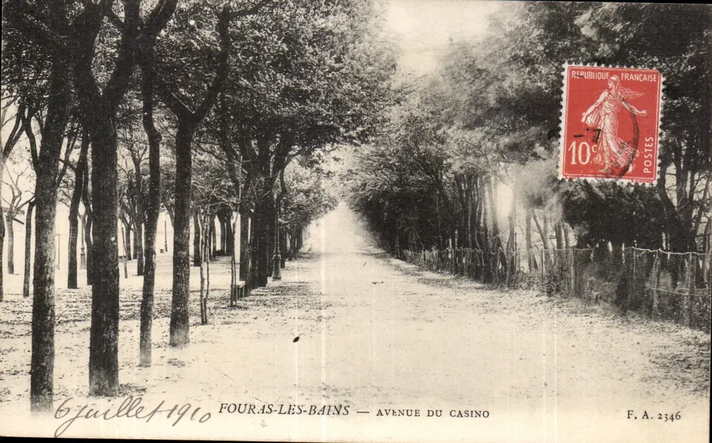Fouras-les-Bains — Avenida do Cassino — F. A. 2346 - Frente