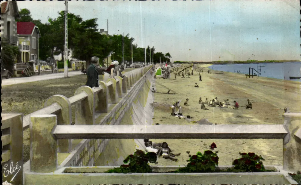 Praia de Saint-Trojan-sur-Mer — vista da promenade — Elcé - Frente