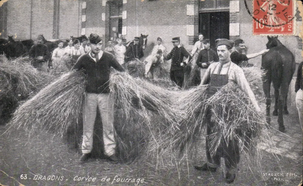 Dragões — Serviço de forragem — Staerck, Paris - Frente