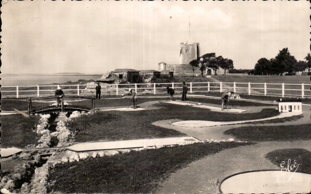 Golfe em miniatura — Port-des-Barques — Editor L. Chatagneau, n° 4221 - Frente
