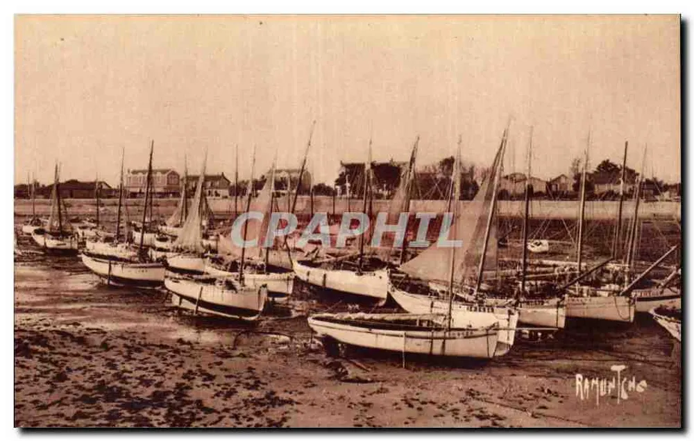 Insel Oleron — Die Flottille am Hafen — Artist Editions Raymond Bergevin, La Rochelle - Vorderseite