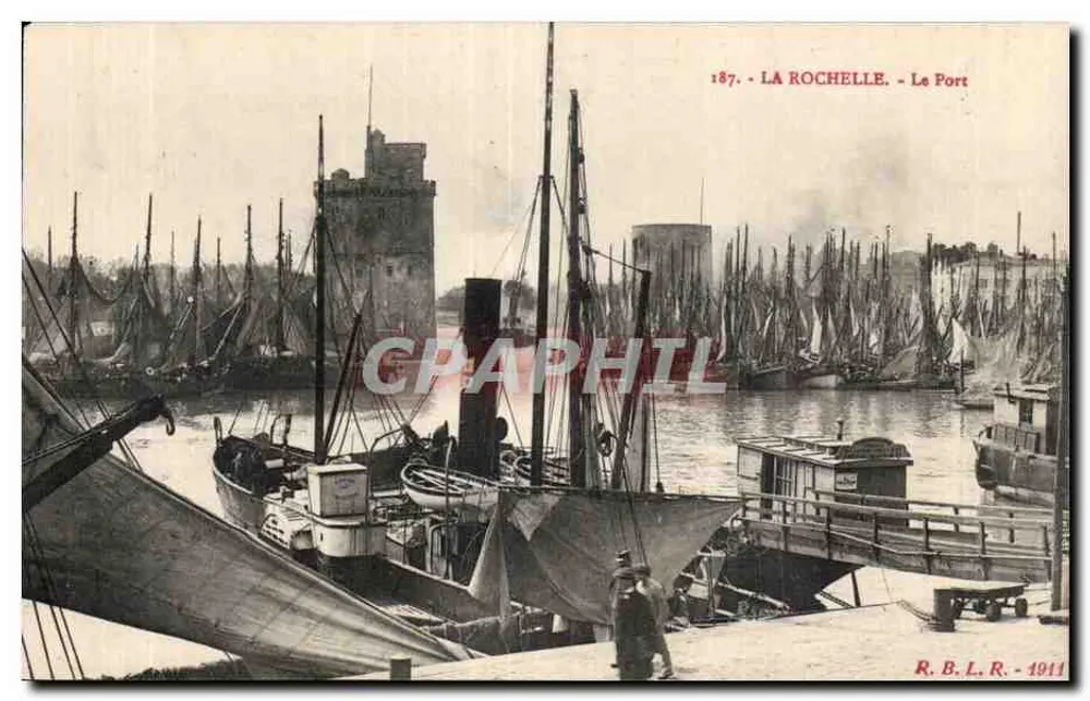 La Rochelle - O Porto — vista do porto com barcos e torres — R.B.L.R. - 1911 - Frente
