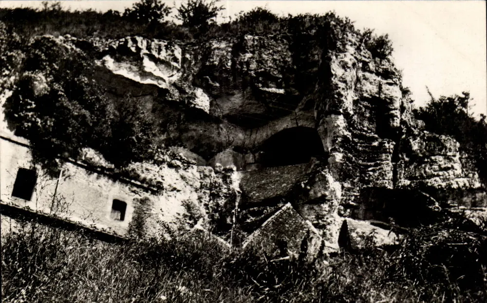 Le Gue-du-Loir — Le Fort — Éditions Brassat-Saint-Symphonien - Frente