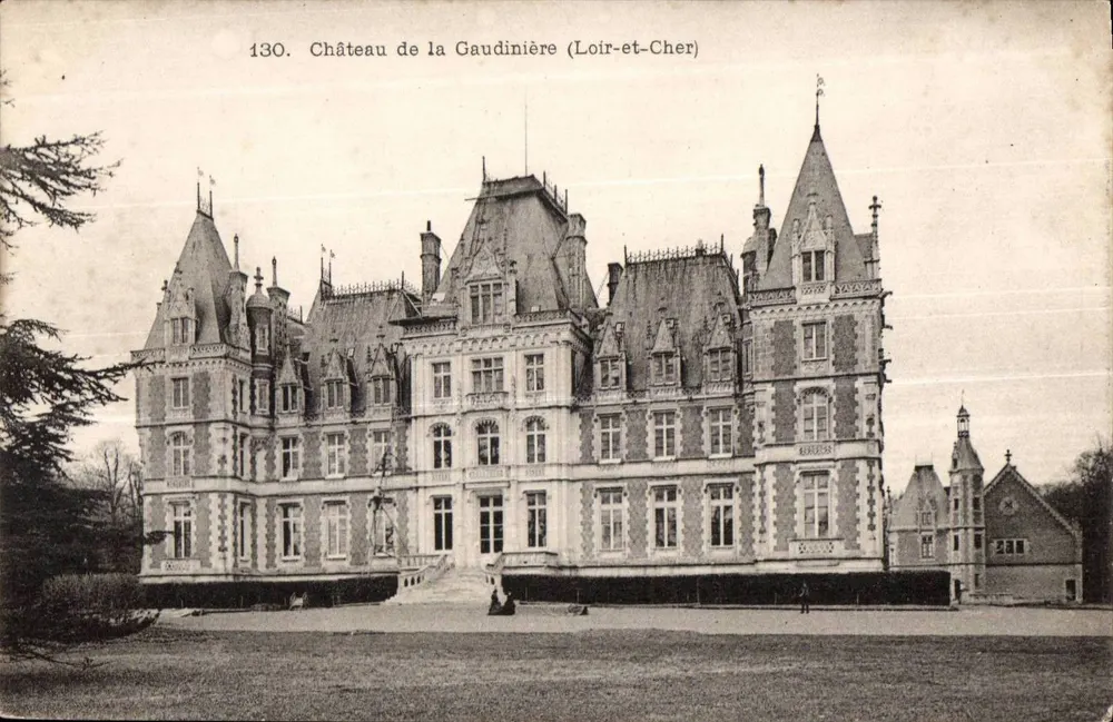Castelo de La Gaudinière (Loir-et-Cher) — vista geral — editor desconhecido, n° 130 - Frente
