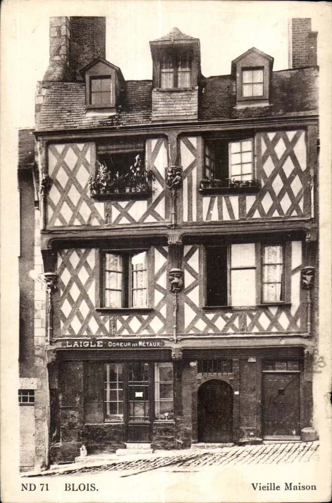Blois — Velha Casa — Laigle Doreur em Métaux, ND 71 - Frente
