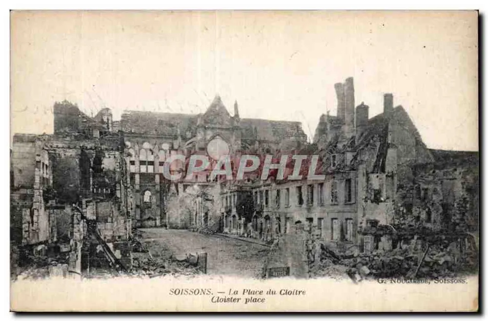Soissons — A Praça do Cloître — G. Nougèrude, Soissons - Frente
