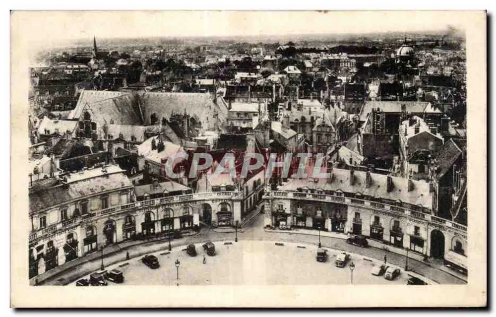 Place d'Armes — Vue générale — Les Petits Tableaux de Bourgogne - Frente
