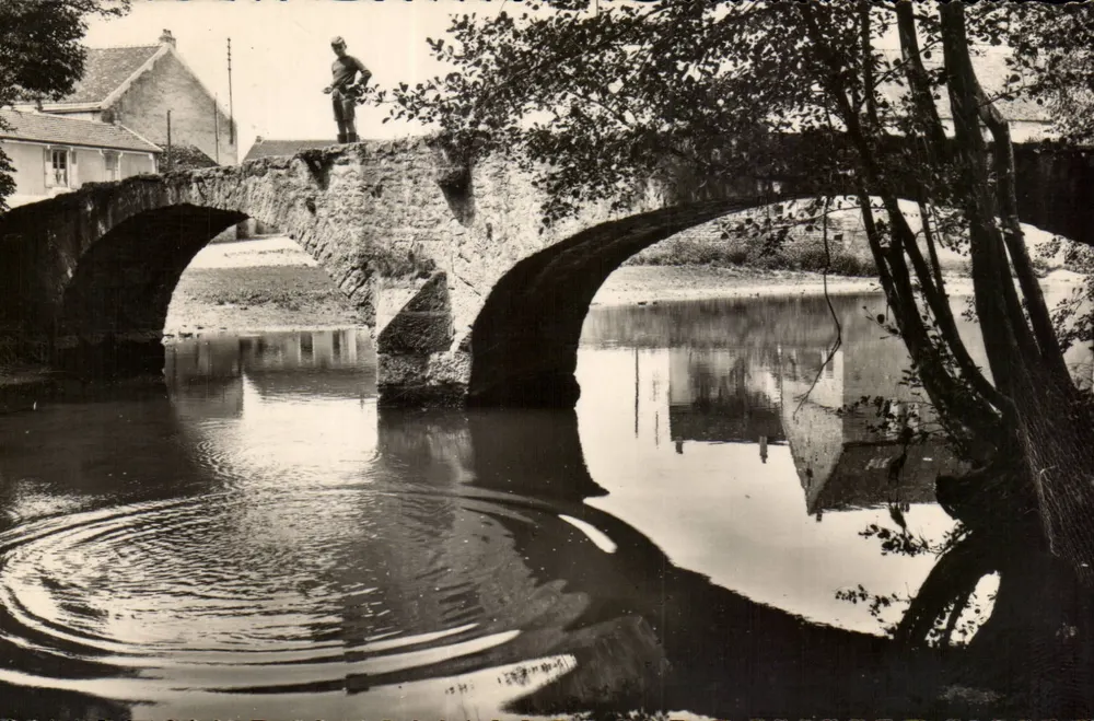 Les Laumes-Alesia — Der römische Brücke — Imprimerie Bou tiers, Côte-d'Or - Vorderseite