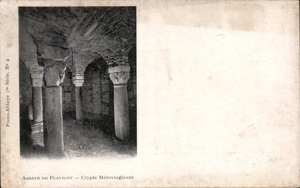 Abadia de Flavigny — Cripta Mérovingia — Photo-Abbaye, 1ª Série, N° 4 - Frente