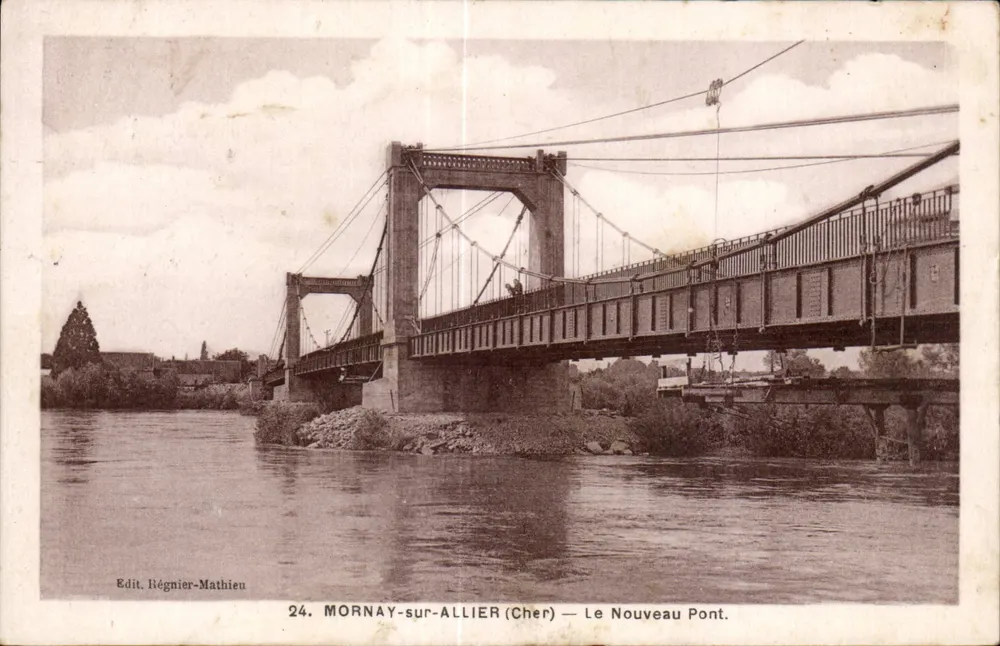 Mornay-sur-Allier (Cher) — Der Neue Brücke - Vorderseite