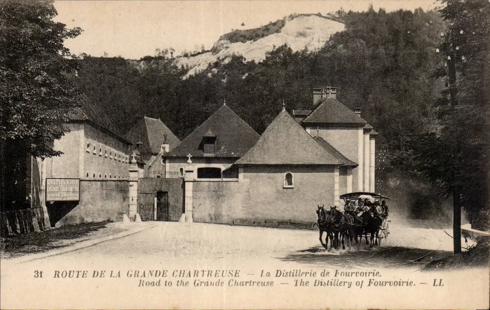 Route de la Grande Chartreuse — La Distillerie de Fourvoirie — LL - Recto