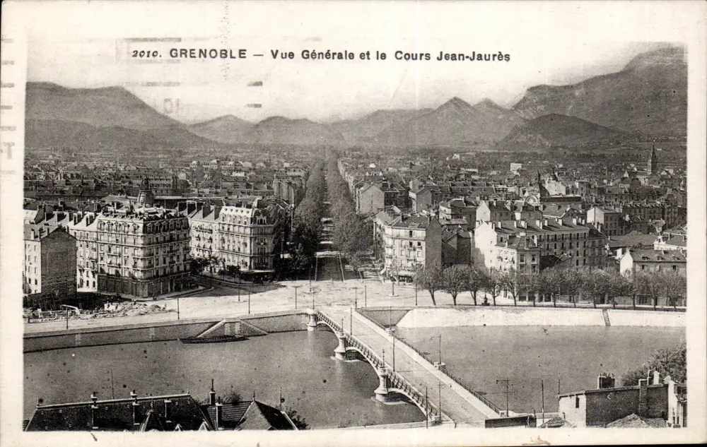 Grenoble — Allgemeiner Blick und Avenue Jean-Jaurès — Ausgabe 2010 - Vorderseite