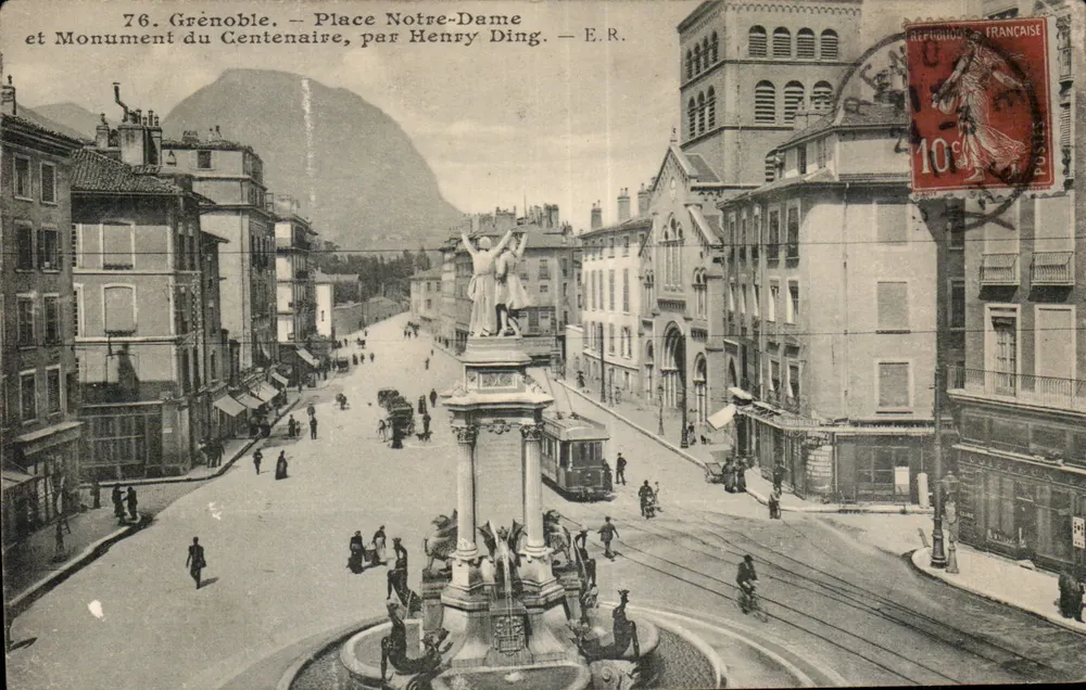Gréno ble — Plaza Notre-Dame y Monumento del Centenario — de Henry Ding — E.R. - Anverso