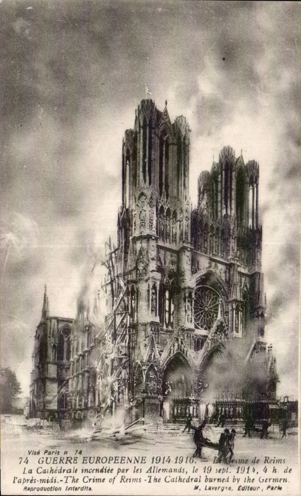 Catedral de Reims — Incêndio de 1914 — M. Leverage, Editor, Paris - Frente