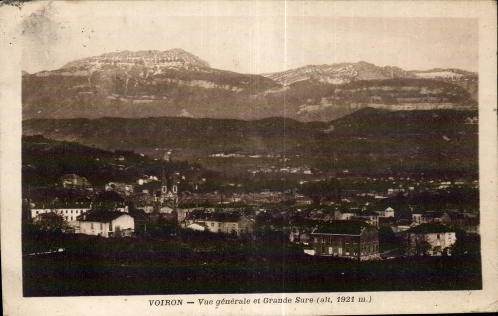 Voiron — Vista generale e Grande Sure (alt. 1921 m.) - Recto