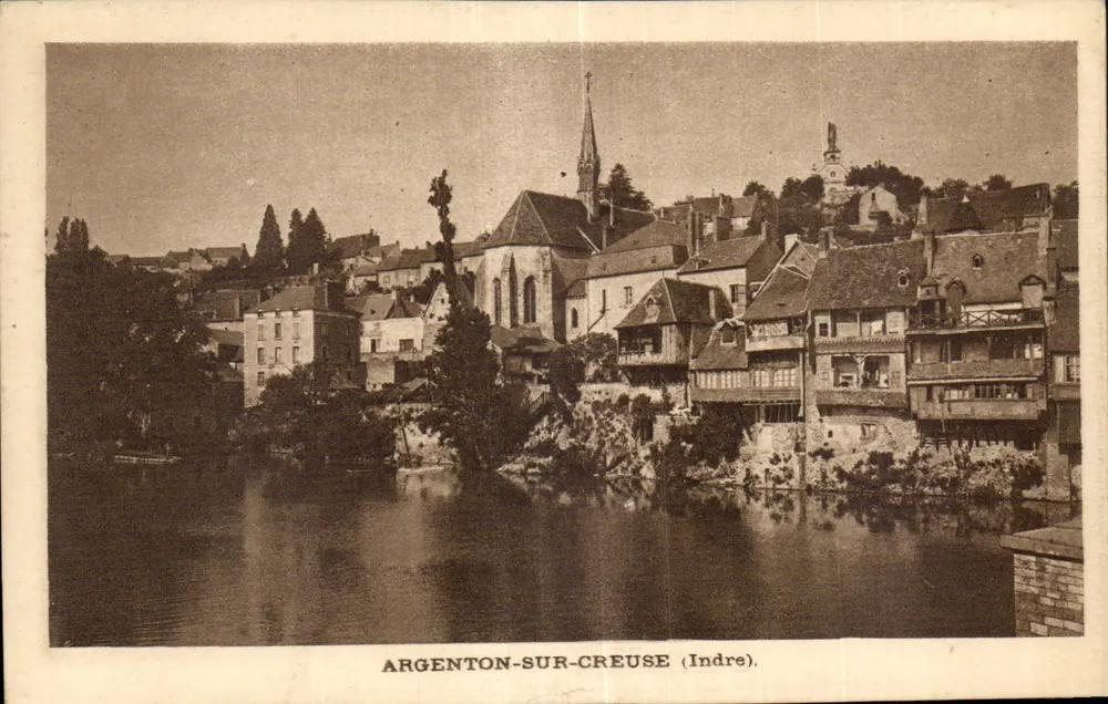 Argenton-sur-Creuse (Indre) — vista do vilarejo às margens da Creuse — editor Héliogravure Vieux-Colombier - Frente