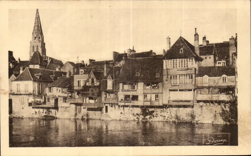Argenton-sur-Creuse — Vista Geral — Dorange - Frente