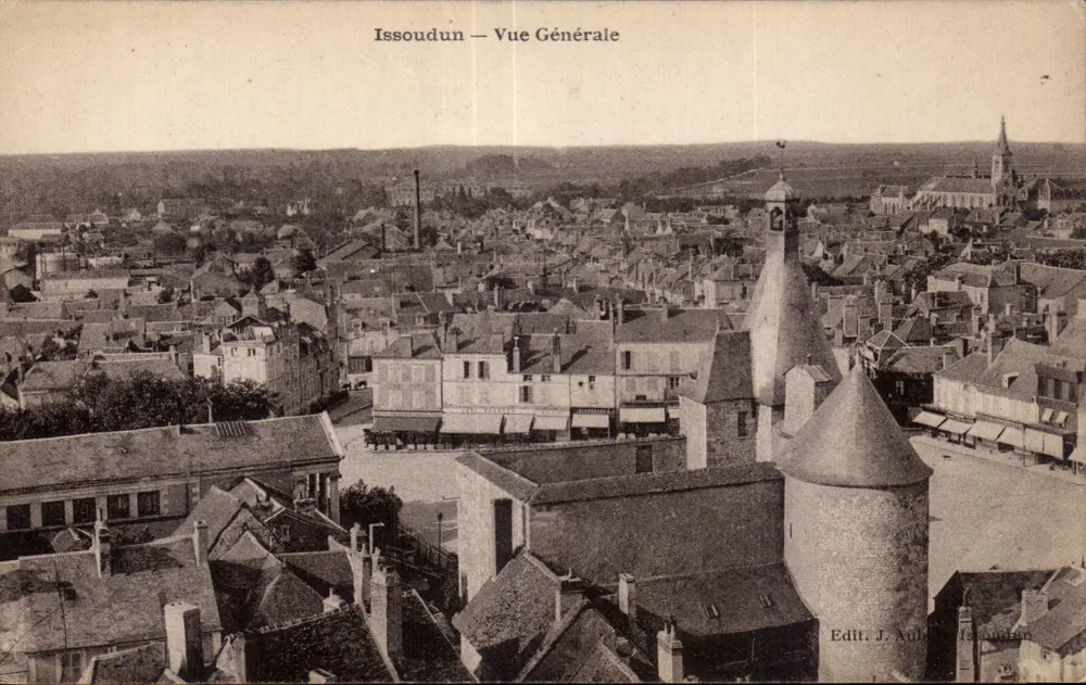 Issoudun — Vista Geral — Edlt. J. Aubert Issoudun - Frente