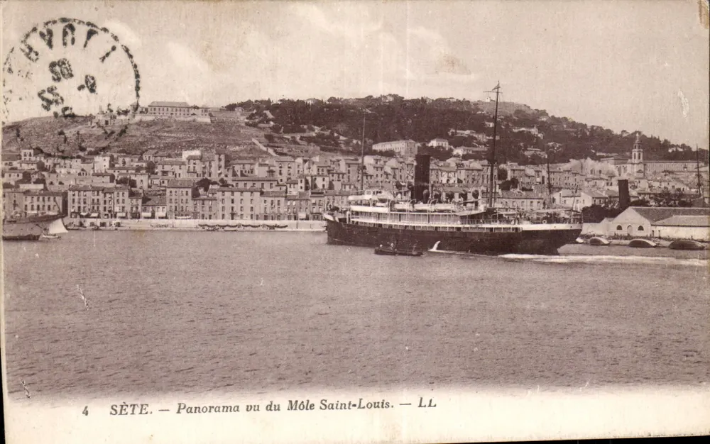 Sète — Panorama visto do Môle Saint-Louis — LL - Frente