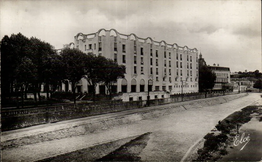 Hotel Splendid — Dax (Landes) — a orillas del Adour — Editor Elcé - Anverso