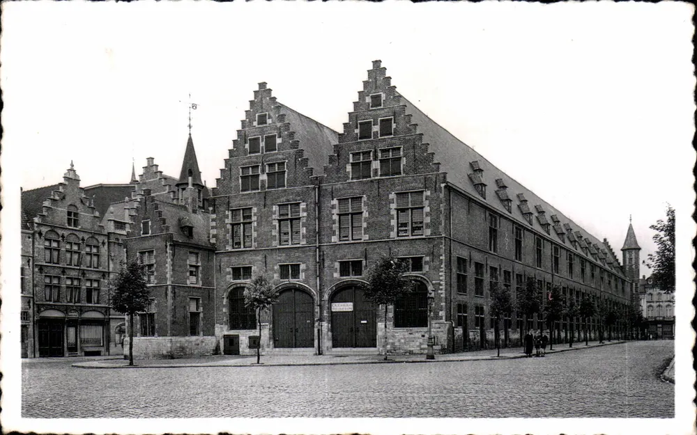 Kortrijk — Les Halles und Museum der Antiquitäten — Verlag Bromurite, n°39 - Vorderseite
