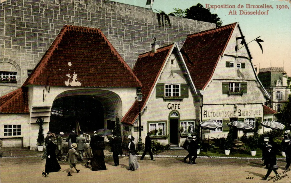 Brüsseler Ausstellung, 1910, Alt Düsseldorf — Café Alteutsche Bierstube — Valentina & Sonne, Serie 1042 - Vorderseite