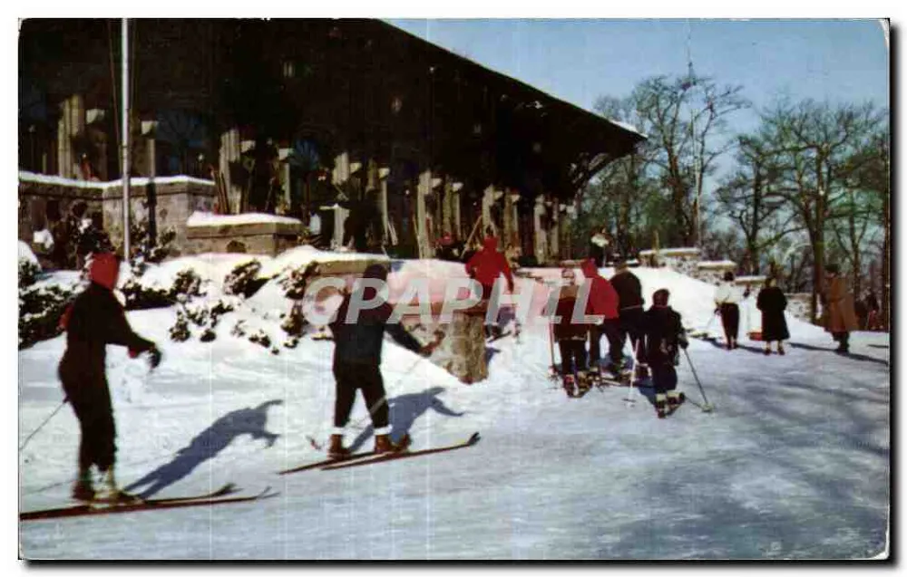 Skifahrer auf Eislaufbahn — Mount Royal, Montreal, Kanada — Farbfoto von Serge Grignon - Vorderseite
