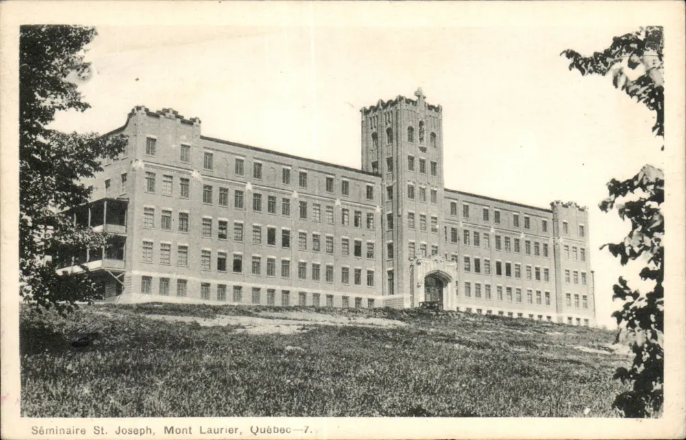 Seminario St Joseph, Mont Laurier, Québec — 7. - Anverso
